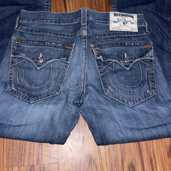 True Religion - Picture 2 of 4